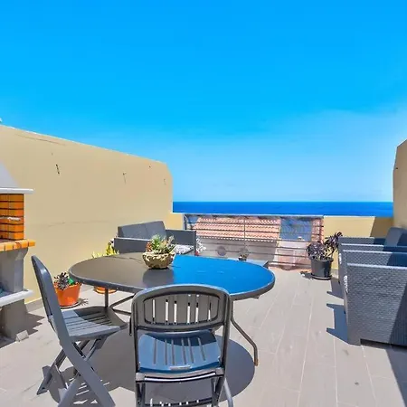 Duplex - Beautiful Views - By Feel Your Holidays アパート *